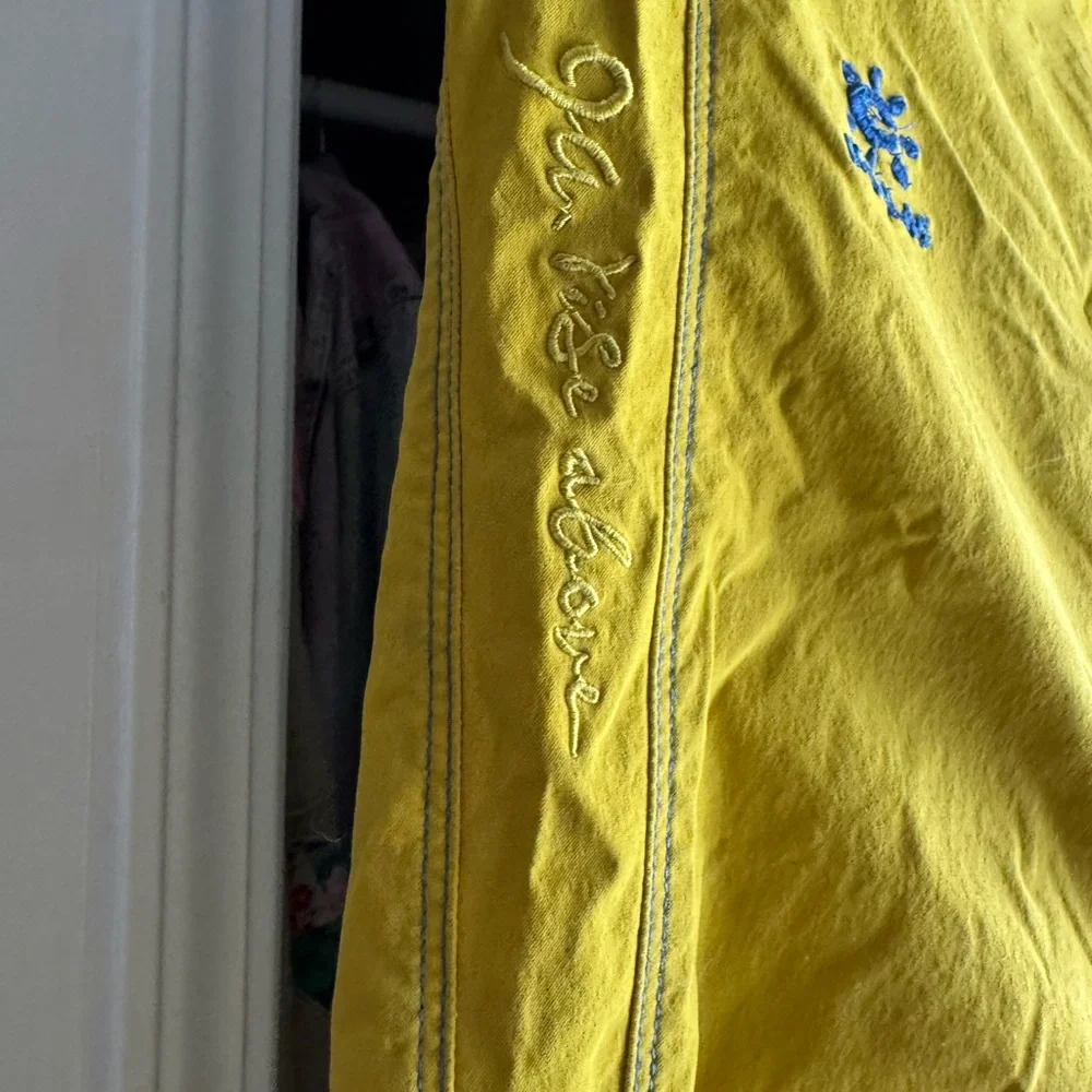 Kailas mustard yellow pants is a youth large - Picture 4 of 10